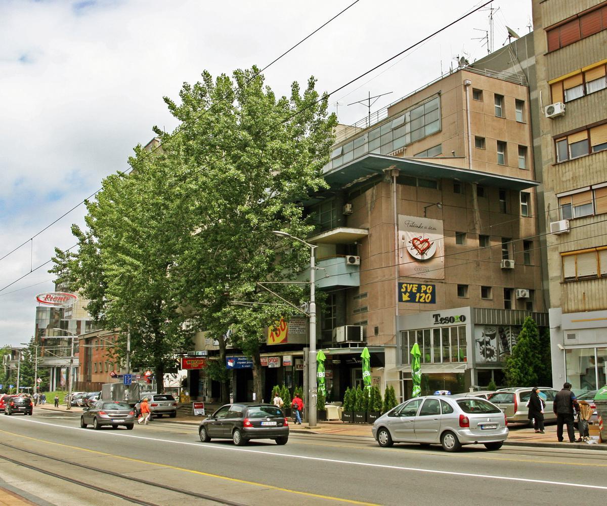 Balkan Garni Hotel 3*